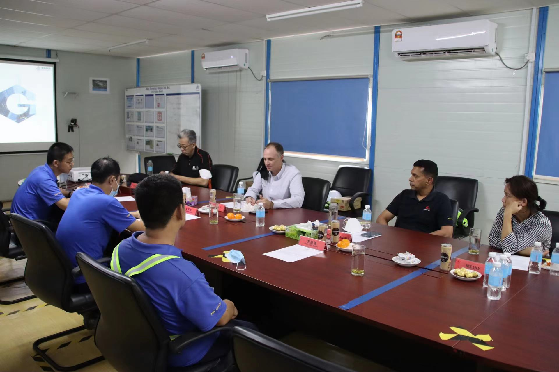 fun88乐天使科技马来西亚公司接待第一太阳能客户来访